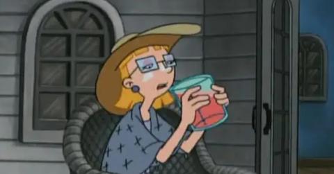 Helga's mom drinking in 'Hey Arnold'