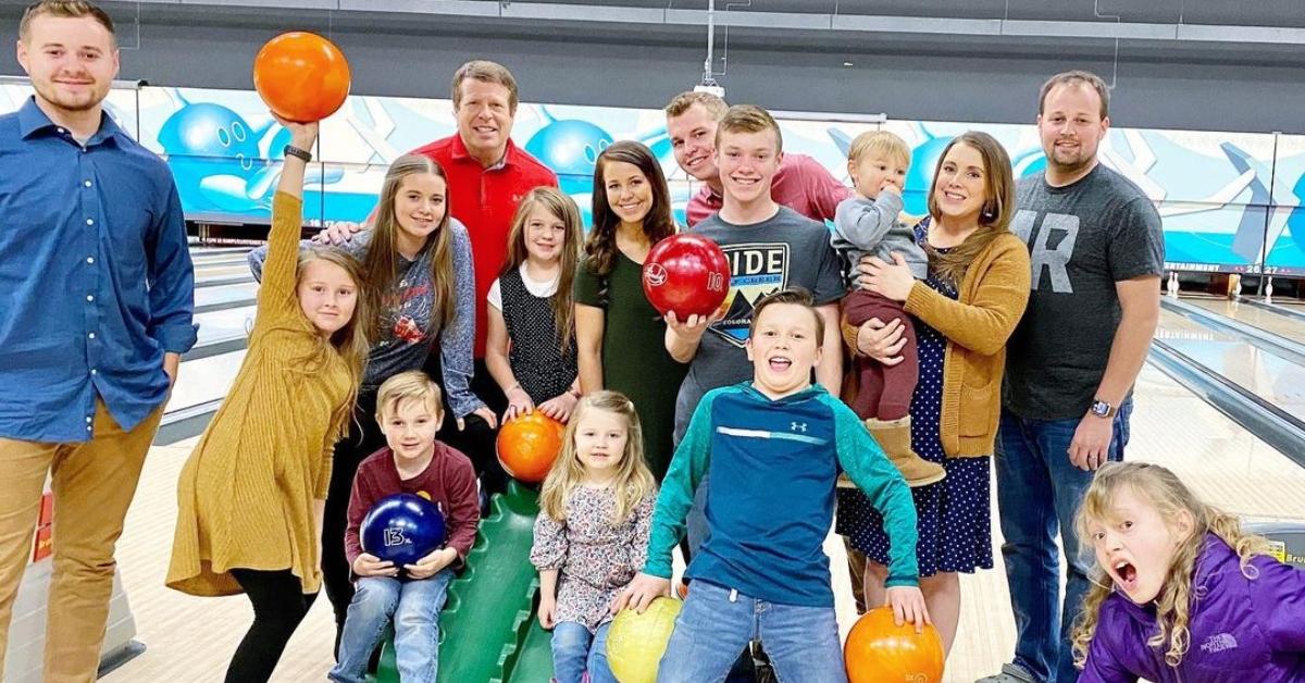 Josh and Anna Duggar bowling with the Duggar family in March 2020