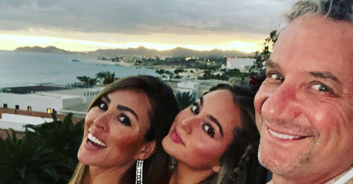 (l-r): Kelly Dodd, Jolie Dodd, and Rick Leventhal smiling in a photo together.