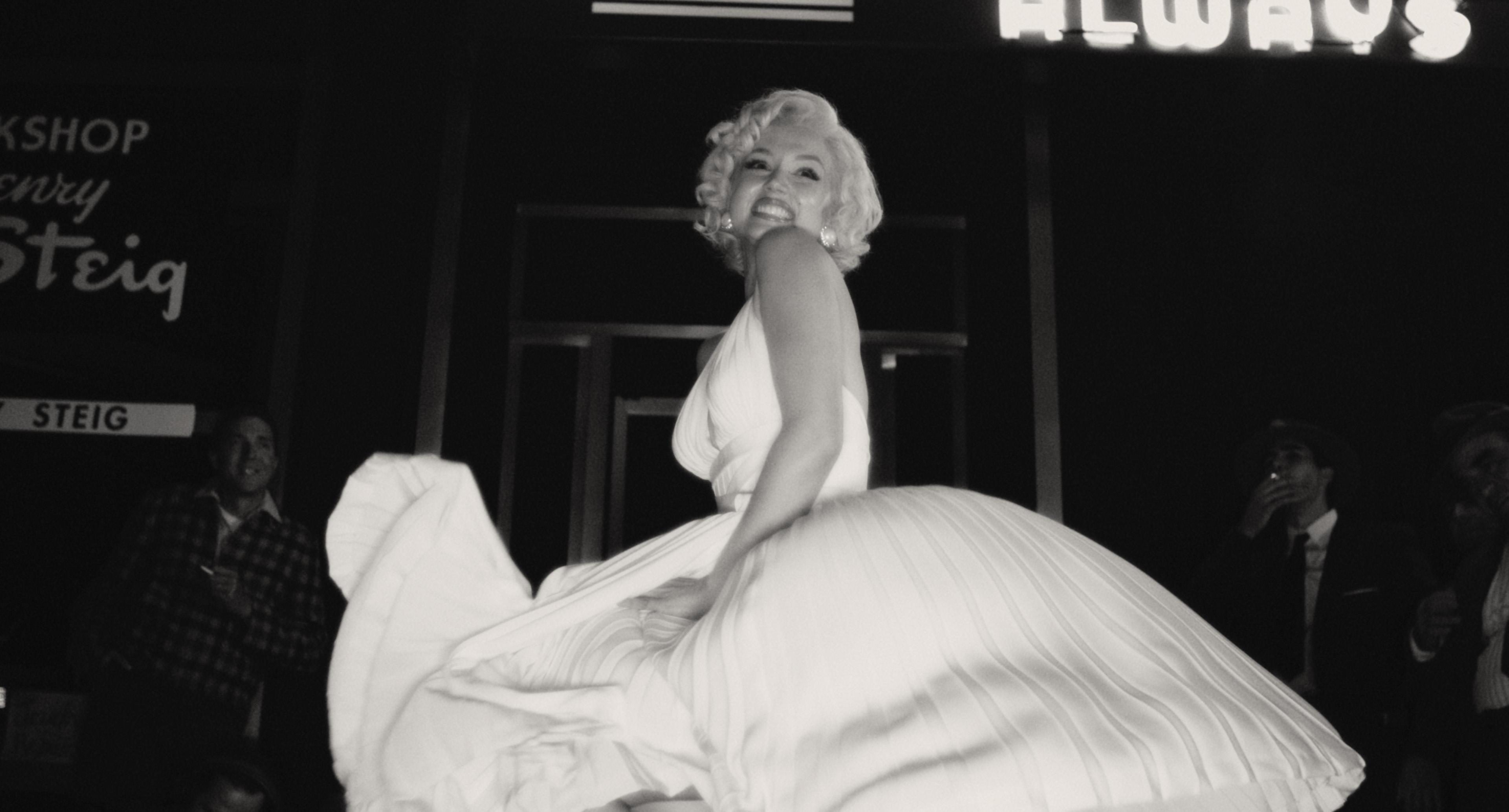 Ana de Armas poses as Marilyn Monroe