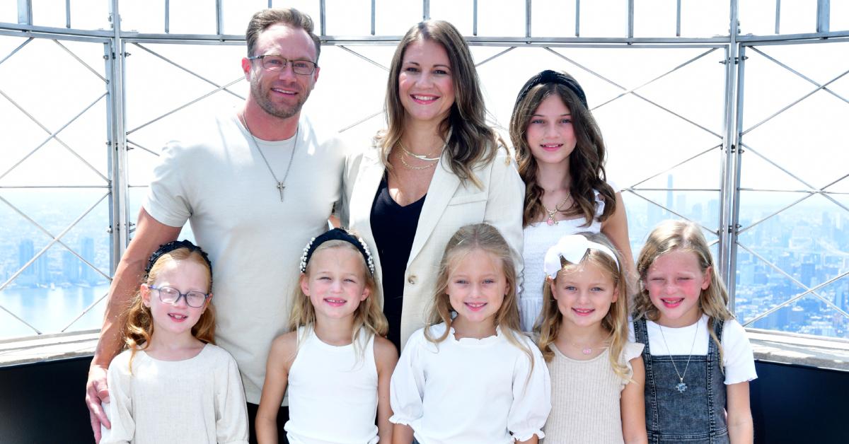 (L-R Top Row): Adam Busby, Danielle Busby, Blayke Busby, (L-R Bottom Row): Hazel Busby, Riley Busby, Ava Busby, Olivia Busby and Parker Busby visit the Empire State Building on July 11, 2023.