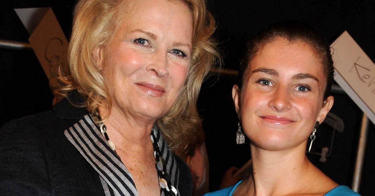 Chloe Malle posing with her mother