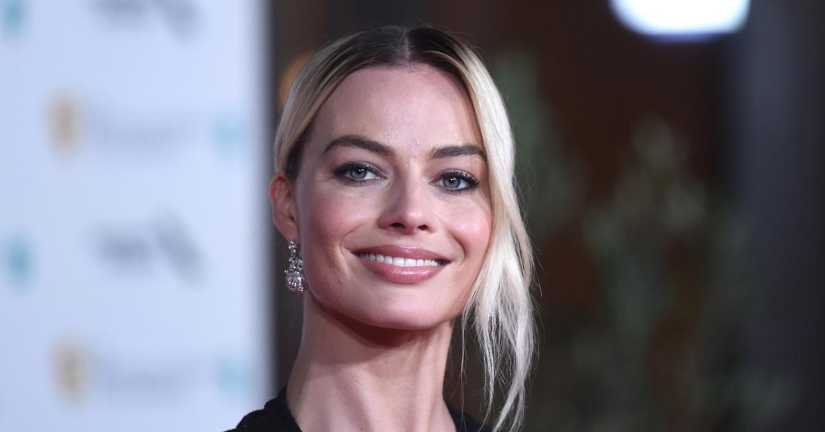 Per TMZ, X Is Now Dating Margot Robbie