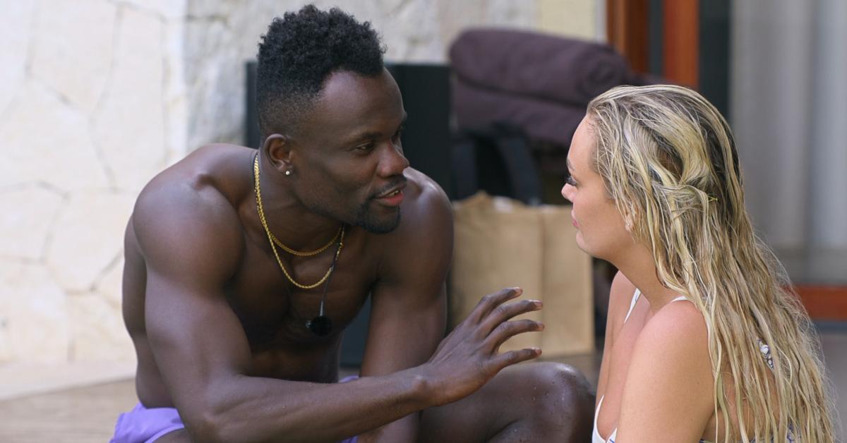 Kwame and Micah talking by the pool in Season 4 of 'Love Is Blind.'