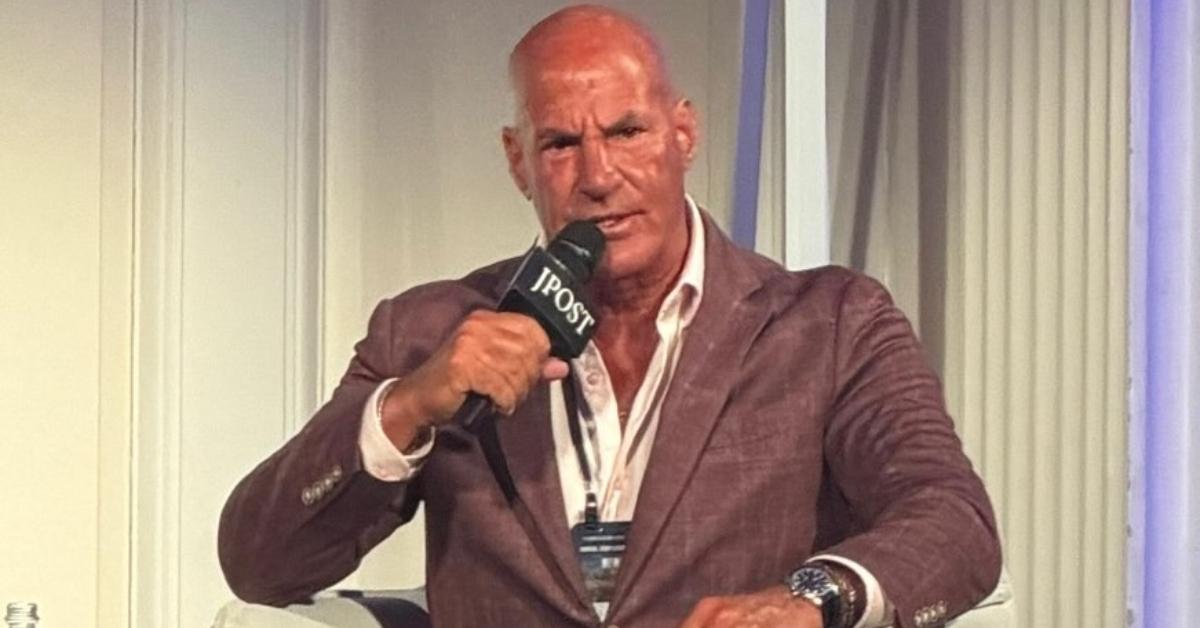 Sid Rosenberg at a speaking event.