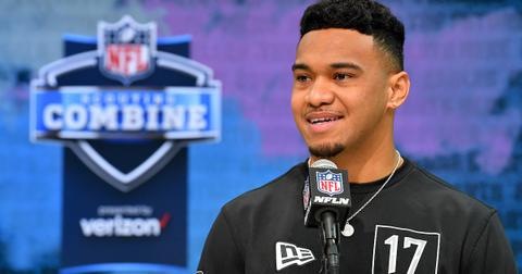 tua-tagovailoa-dad-1587676769461.jpg