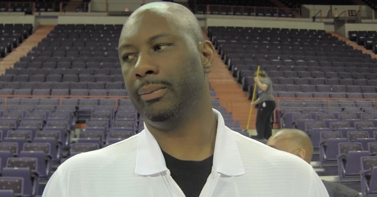 Here Is What We Know About Elden Campbell's Cause of Death