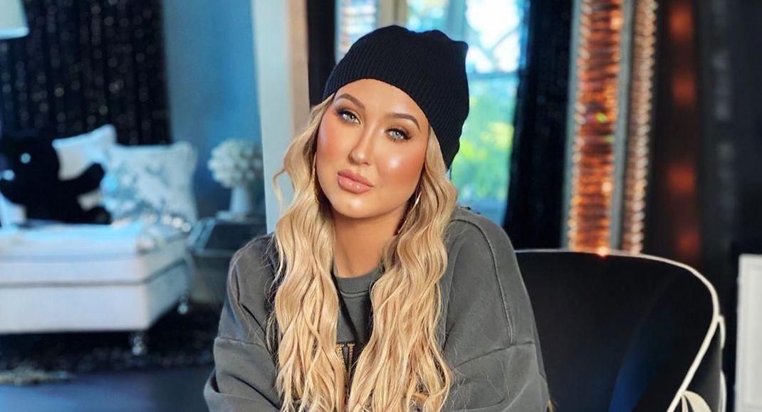 Jaclyn Hill Gets Dragged By Fans For Apology Video About Her