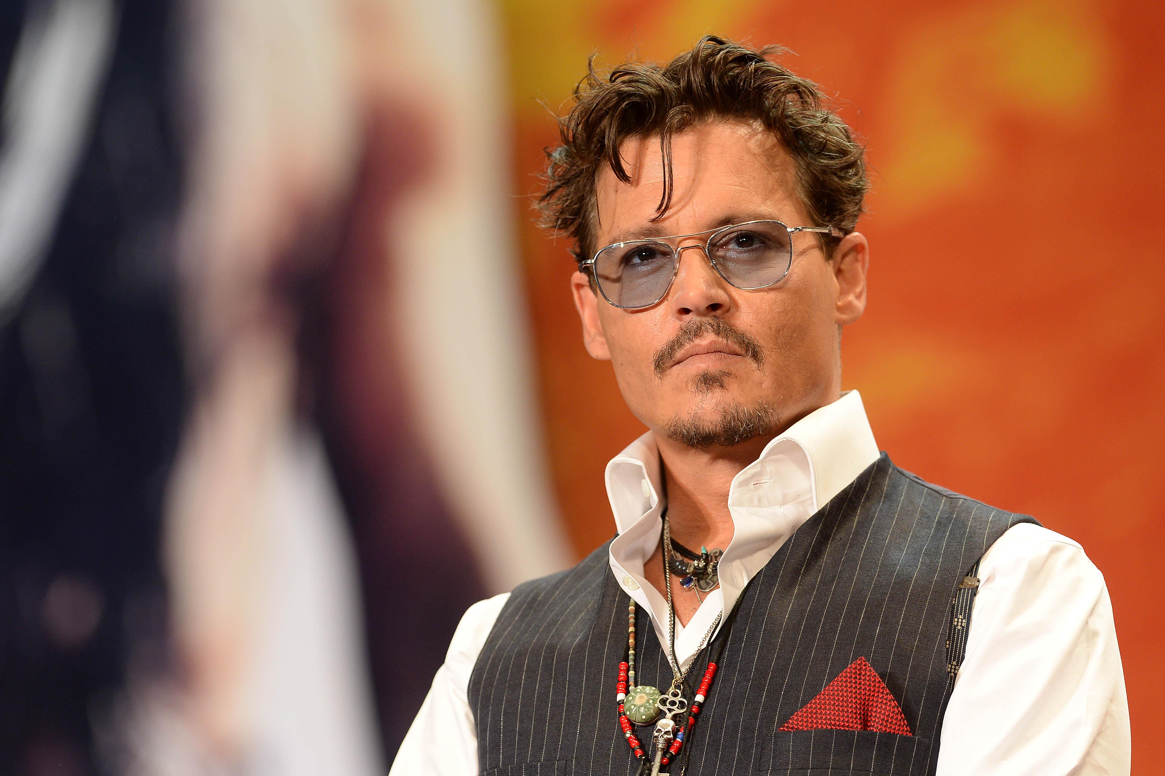 johnny depp finances