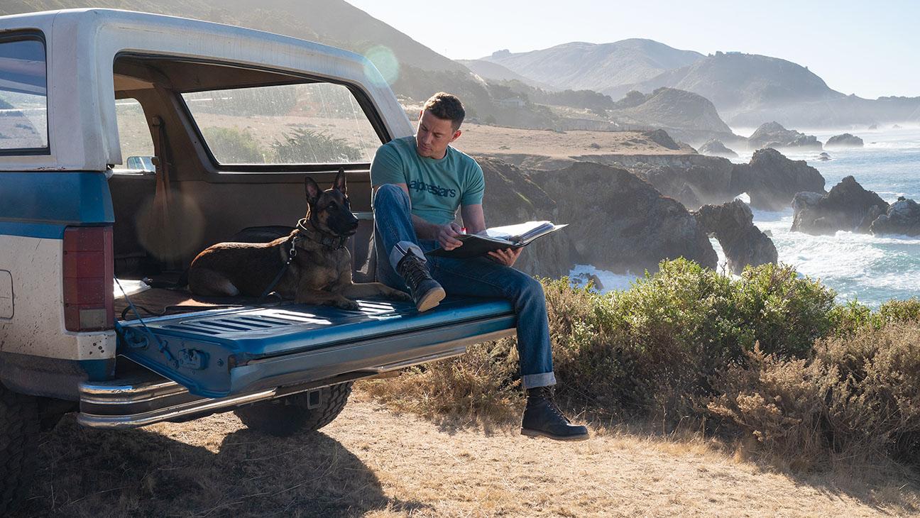 Channing Tatum and Lulu in 'Dog.'