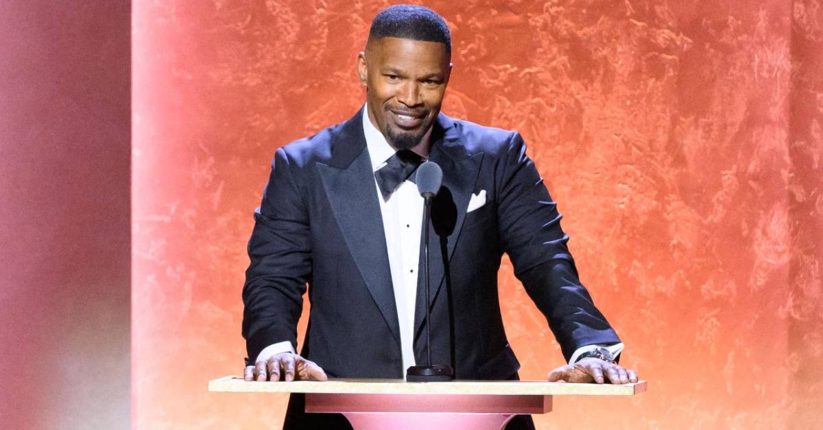 Jamie Foxx speaking at 2024 awards ceremony.