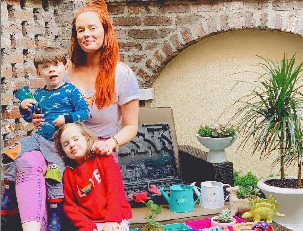 kathryn dennis kids