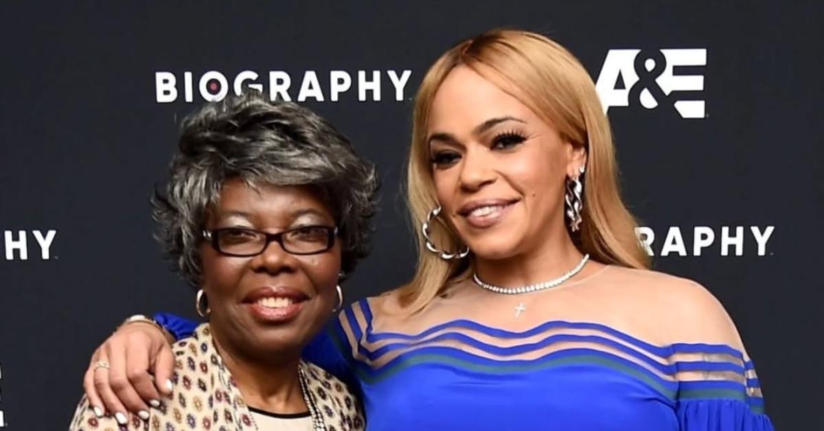 (l-r): Voletta Wallace and Faith Evans