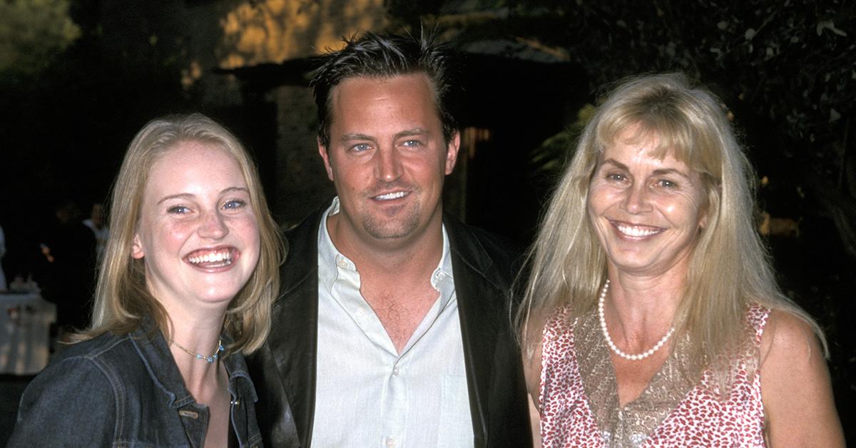 Matthew Perry with his sister Emily and his mother Suzanne. 