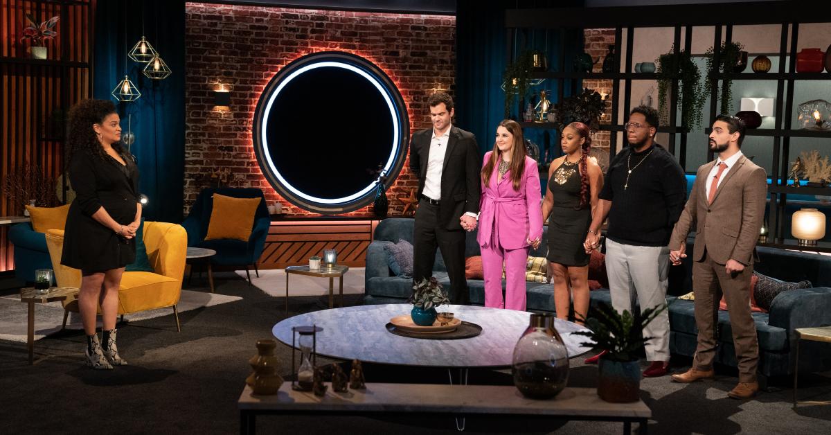 (L to R) Michelle Buteau, Nick, Sophia/Isabella, Kai, James, and Matthew/Ashley in the Season 3 finale of 'The Circle.'