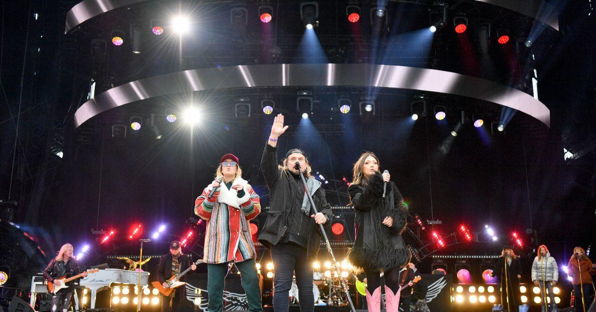 Lainey Wilson, Johnny Van Zant of Lynyrd Skynyrd, and Elle King perform on stage