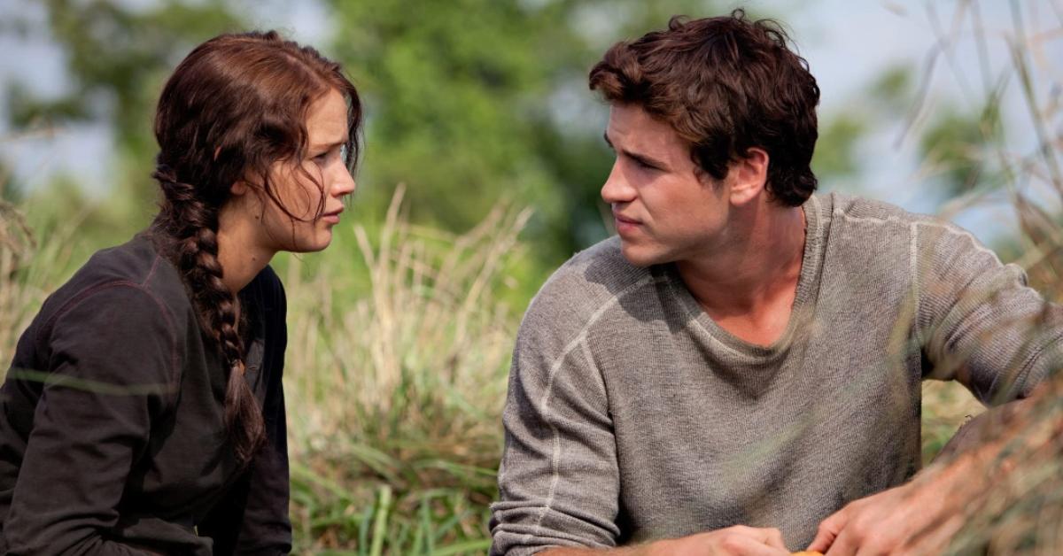 Gale (Liam Hemsworth) and Katniss (Jennifer Lawrence) in 'The Hunger Games' (2012)