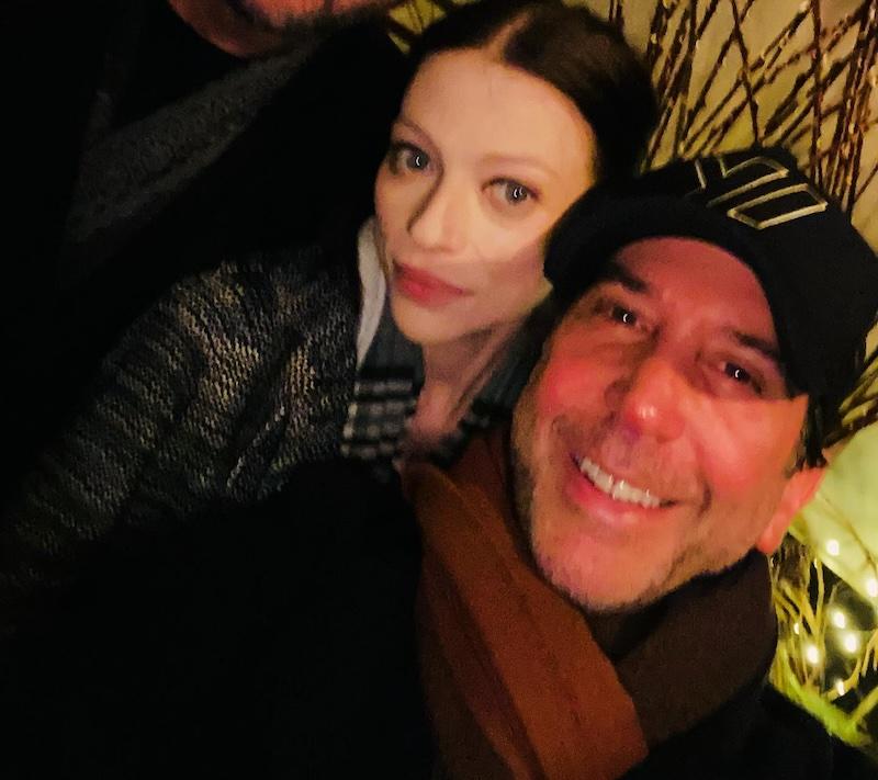 michelle trachtenberg david schwimmer selfie