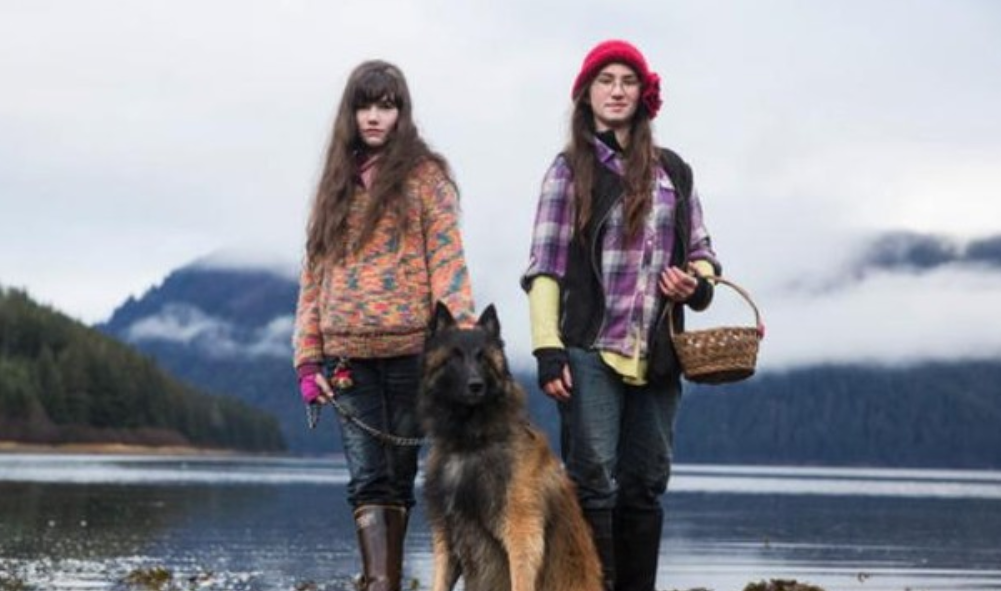 'Alaskan Bush People's Daughters Meet Birdy And Rainy Brown