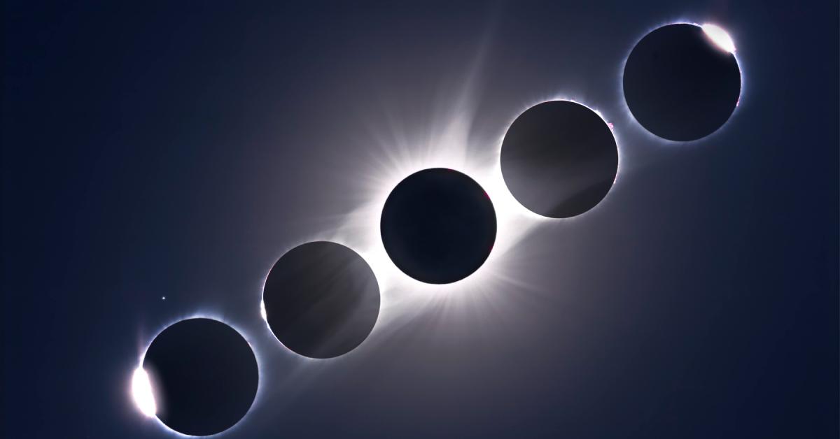 A composite of the 2017 total eclipse 