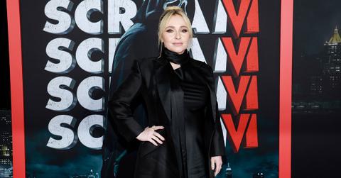 Hayden Panettiere in black at the 'Scream VI' premiere.