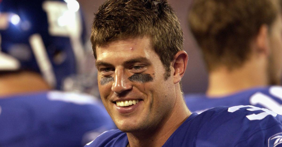 Jesse Palmer plays with the NFL Giants