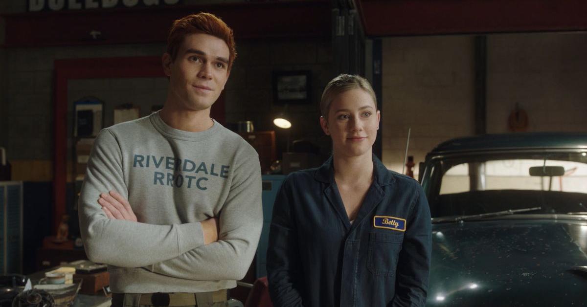 archie-betty-lili-reinhart-kj-apa-riverdale