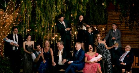modern-family-cast-1581527127628.jpg