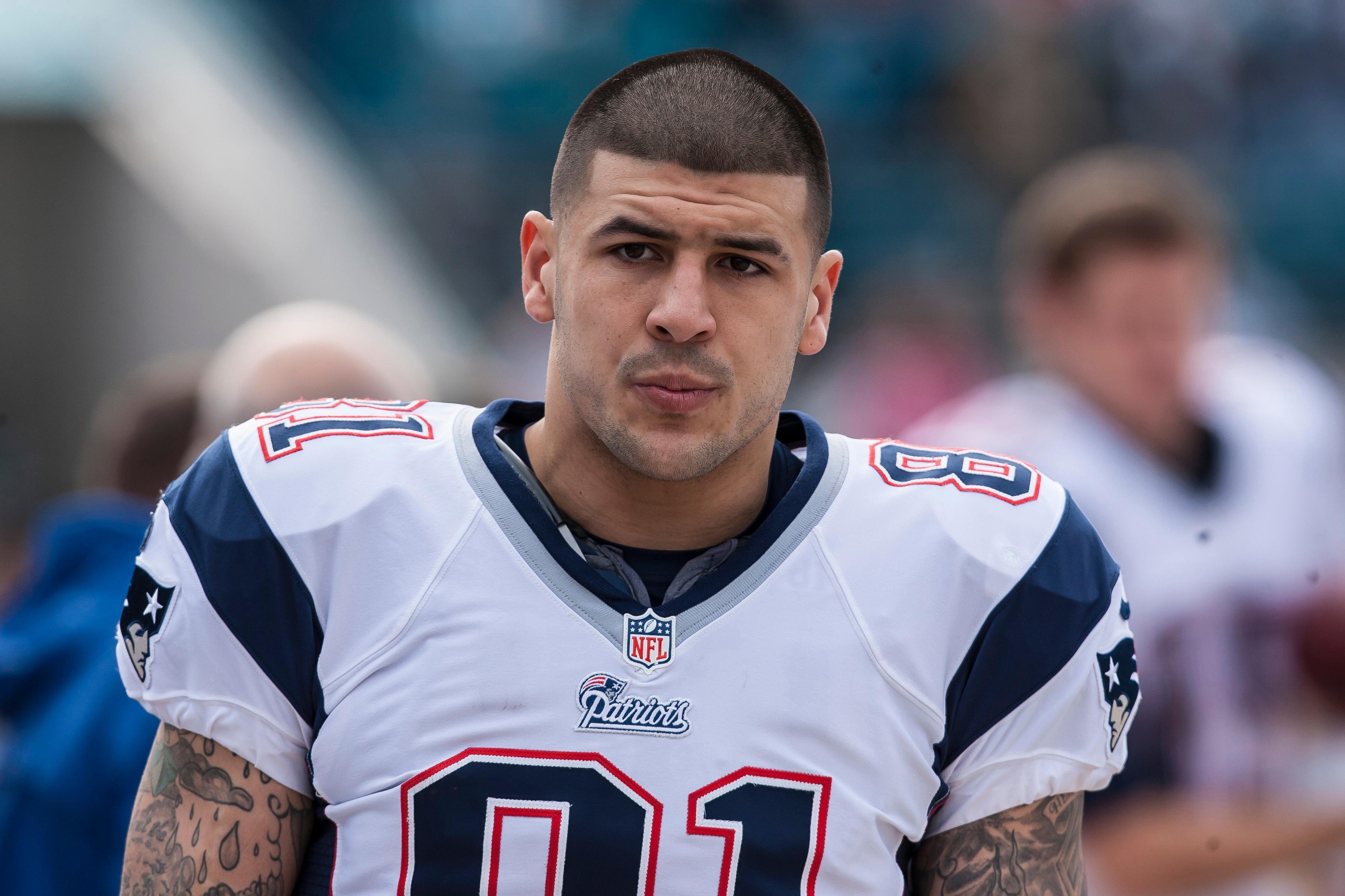 aaron hernandez nfl