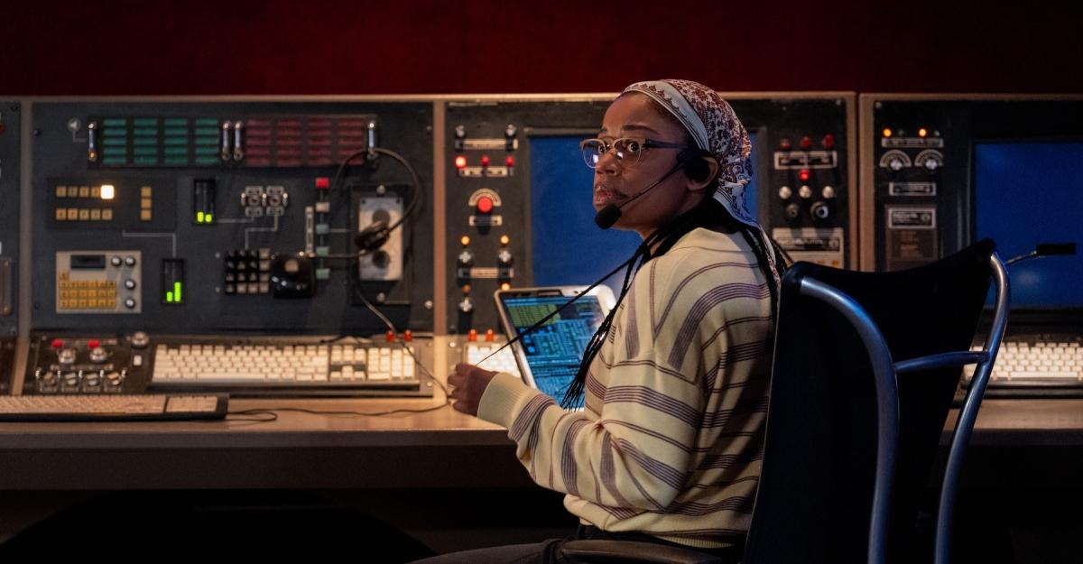 Diona Reasonover as Kasie on NCIS