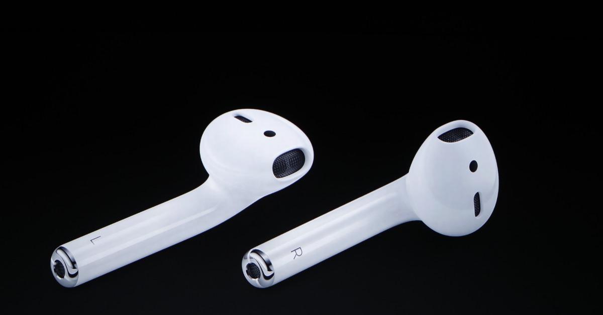 Airpods only work cheap on one side