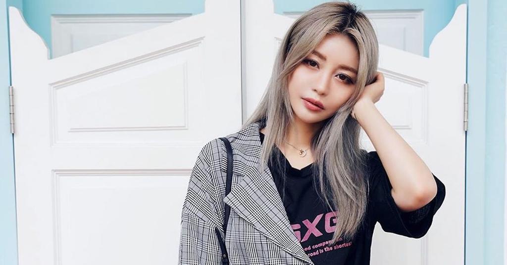 What Happened to Wengie's Cat? The YouTuber Posted Emotional Tributes