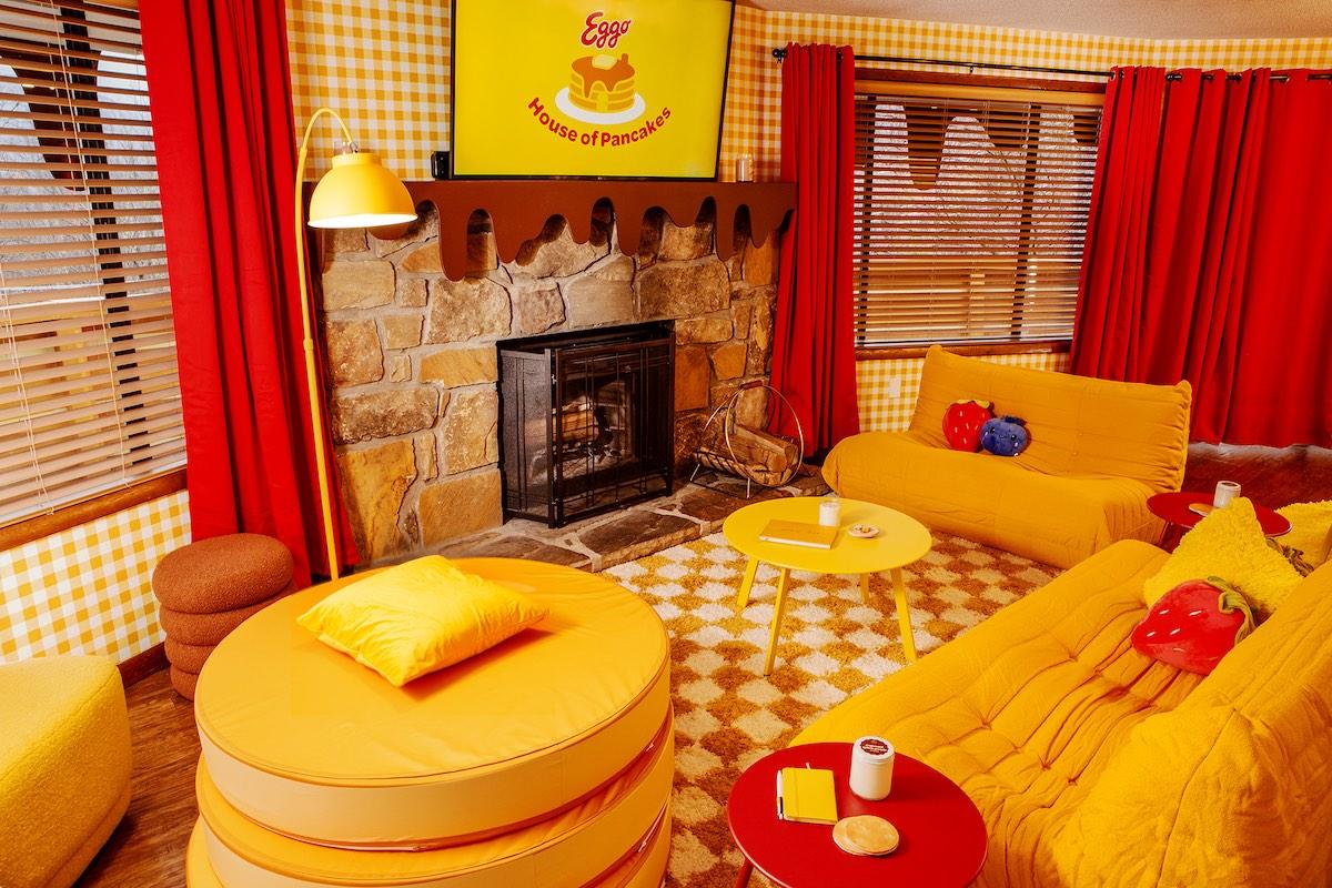 The living room in the Eggo House of Pancakes