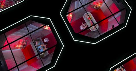 Contestants chat in the 'Love Is Blind' pods.