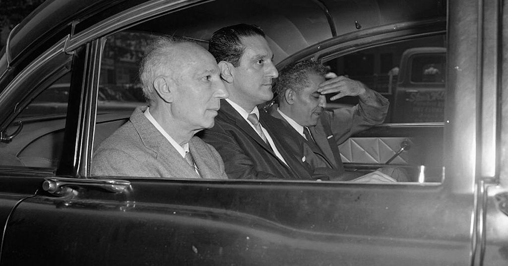 Who Killed Paul Castellano? Behind the Murder of the Powerful Mob Boss