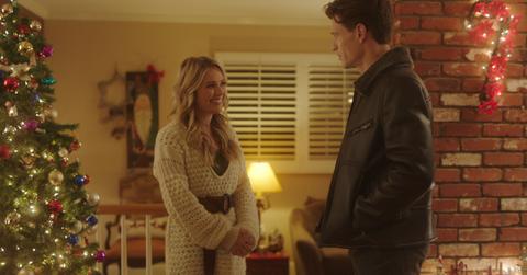 where was a very charming christmas town filmed