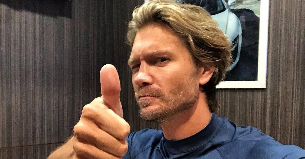 Chad Michael Murray poses for selfie on Instagram.