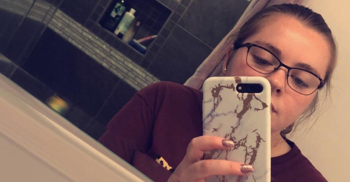 Maureen Byler from 'Return to Amish' posts a mirror selfie on Instagram