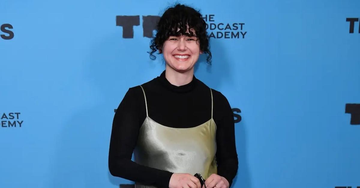 Elyse Myers Has Two Young Kids, August and Oliver