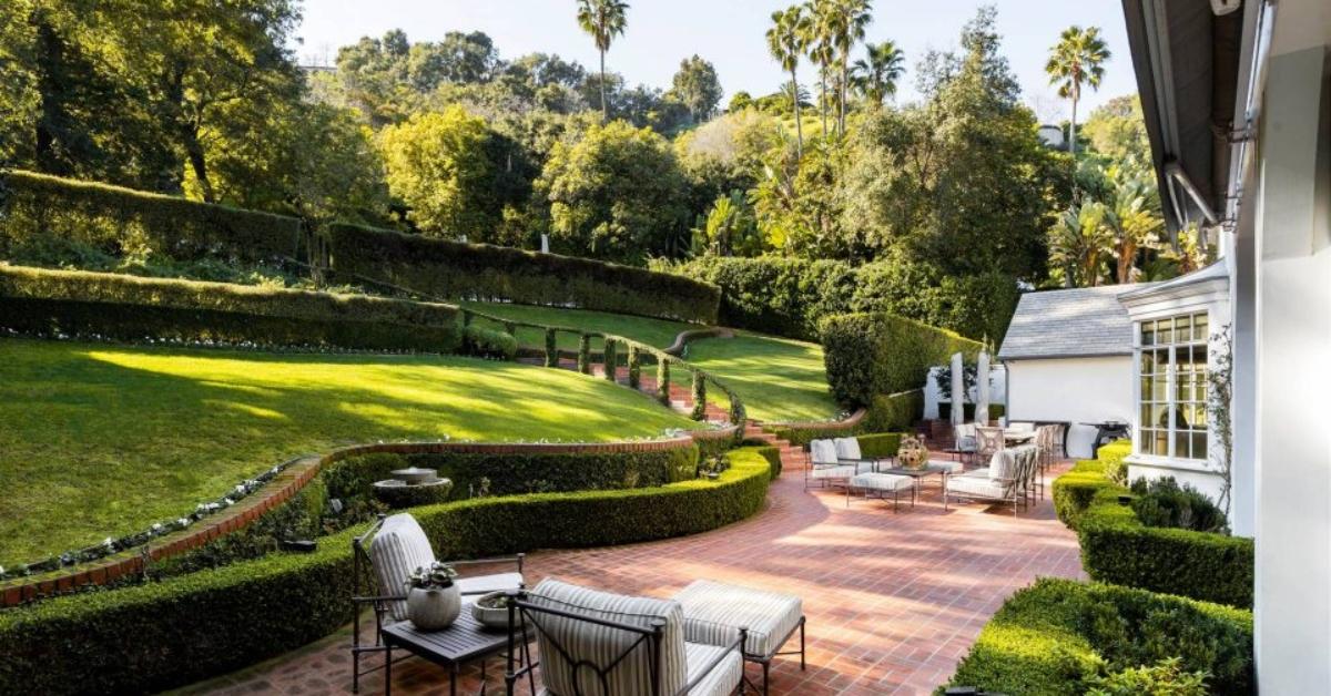 look inside judy garland home backyard