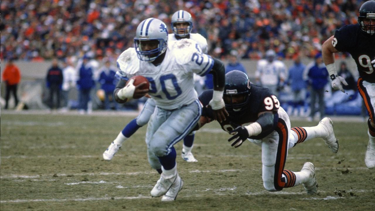 Barry Sanders of the Detroit Lions in a game against the Chicago Bears on Dec. 10, 1989
