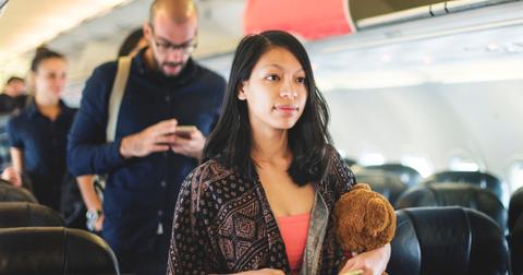 women-stop-creepy-man-on-airplane-1-1553537317030.jpg