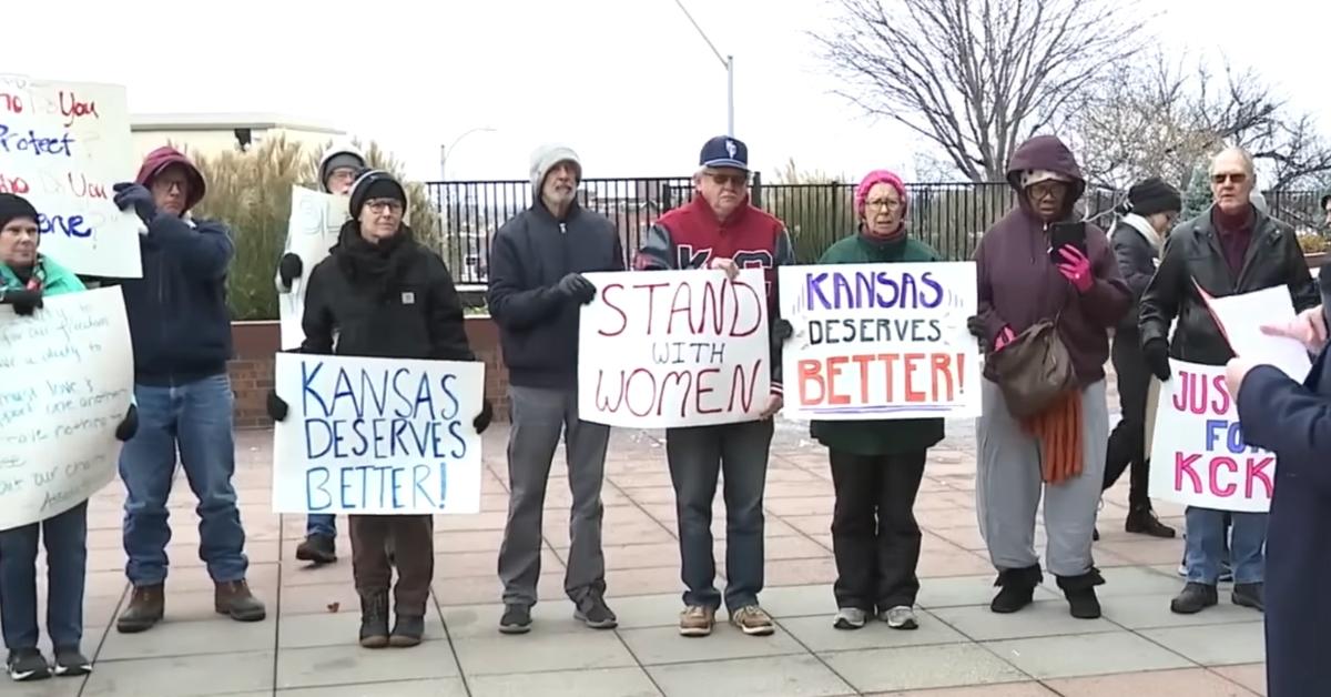 Protestors outside of the courtroom where Roger Golubski's trial was supposed to take place