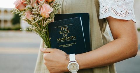 Why Do Mormons Cross Their Arms When They Pray?