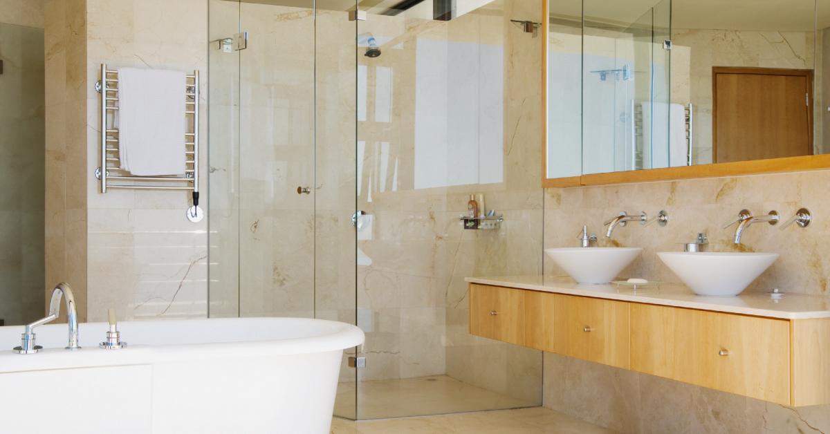 big-4-employee-said-she-had-to-share-her-showering-schedule