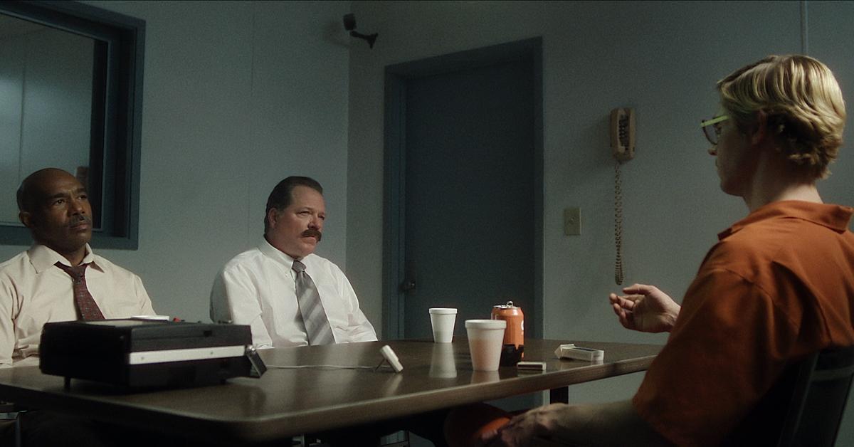 (L-R): Michael Beach as Detective Murphy, Colby French as Detective Kennedy, Evan Peters as Jeffrey Dahmer