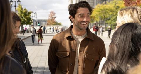 Joey outside talking with the girls on 'The Bachelor.'