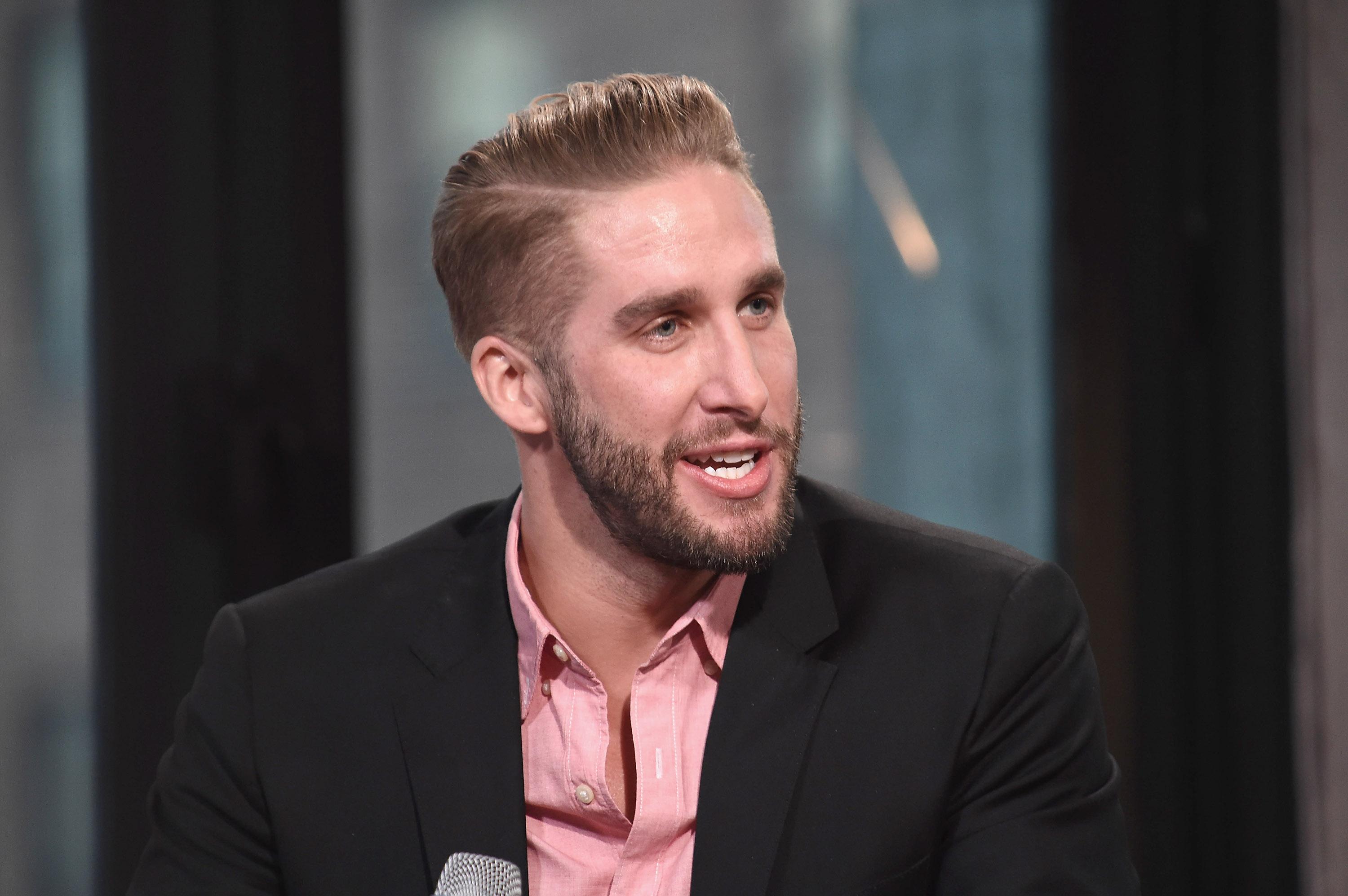 Shawn Booth Gets Adorable New Puppy Named Walter