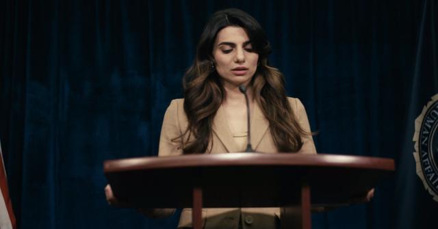 Victoria Neuman/Nadia (Claudia Doumit)