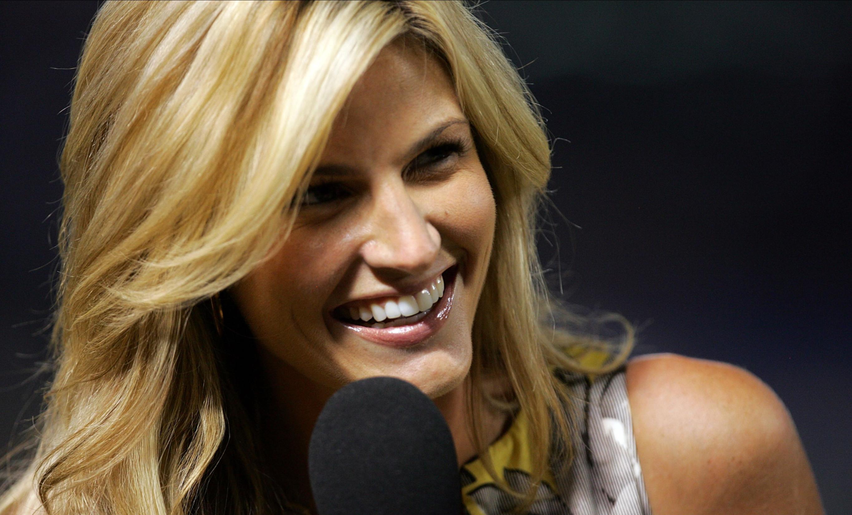 Erin Andrews Was a Cheerleader in Florida Before She Was a Reporter